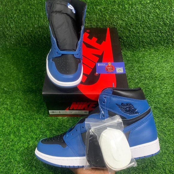 2022 Air Jordan 1 Retro High OG “Marina Blue” - Picture 6 of 15